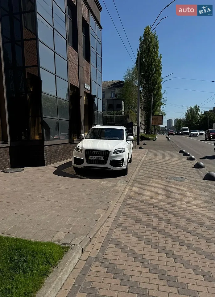 2010 Audi Q7 - мініатюра 23
