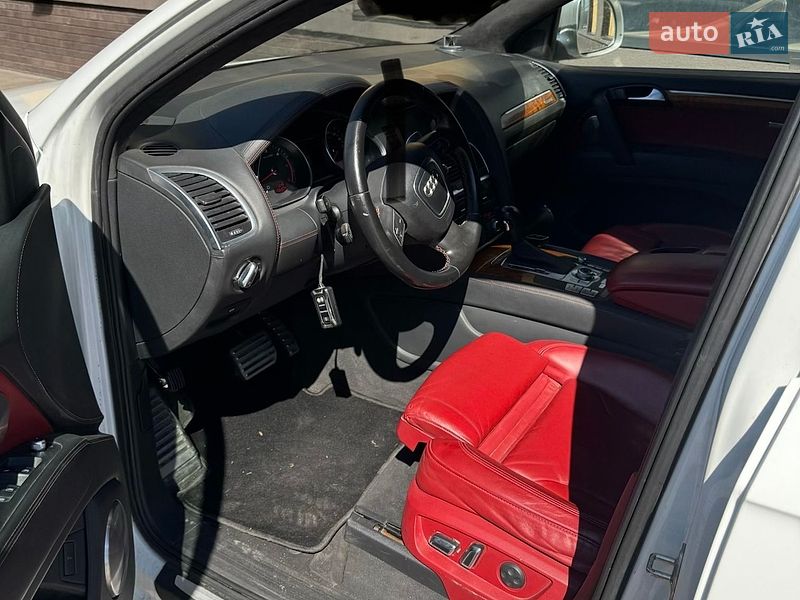 Внедорожник / Кроссовер Audi Q7 2009 в Киеве