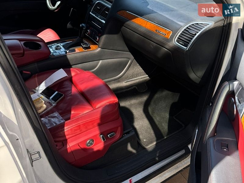 Внедорожник / Кроссовер Audi Q7 2009 в Киеве