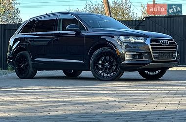 Внедорожник / Кроссовер Audi Q7 2017 в Сарнах