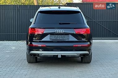 Внедорожник / Кроссовер Audi Q7 2017 в Сарнах