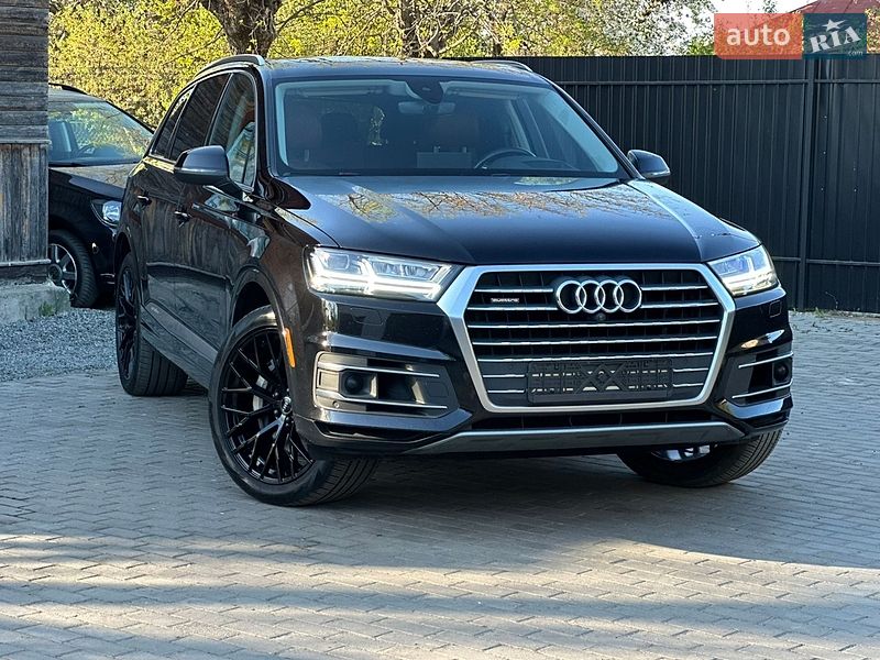Внедорожник / Кроссовер Audi Q7 2017 в Сарнах