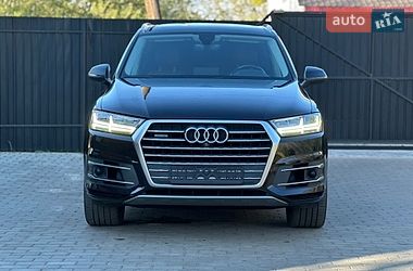 Внедорожник / Кроссовер Audi Q7 2017 в Сарнах