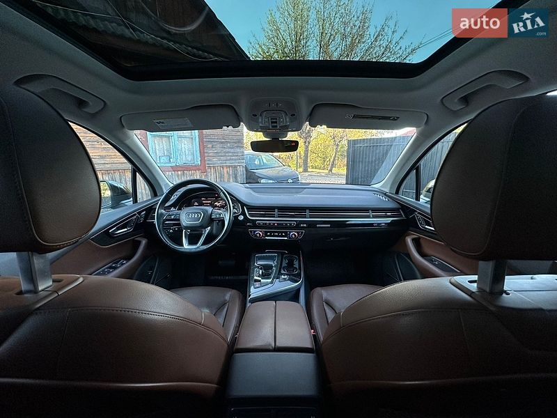Внедорожник / Кроссовер Audi Q7 2017 в Сарнах