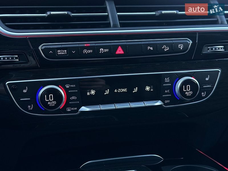 Внедорожник / Кроссовер Audi Q7 2017 в Сарнах