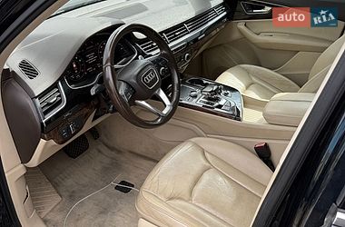 Внедорожник / Кроссовер Audi Q7 2016 в Яворове
