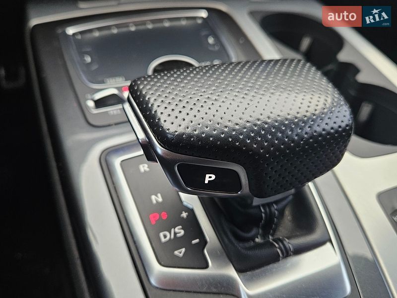 Внедорожник / Кроссовер Audi Q7 2016 в Каменец-Подольском