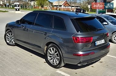 Внедорожник / Кроссовер Audi Q7 2016 в Каменец-Подольском