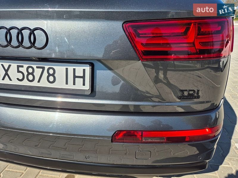 Внедорожник / Кроссовер Audi Q7 2016 в Каменец-Подольском