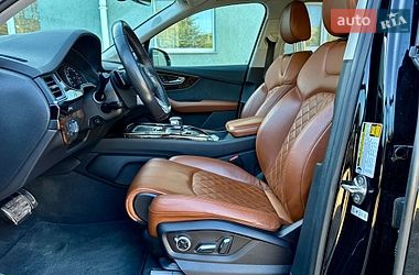 Внедорожник / Кроссовер Audi Q7 2018 в Луцке