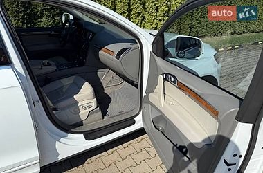 Внедорожник / Кроссовер Audi Q7 2013 в Киеве