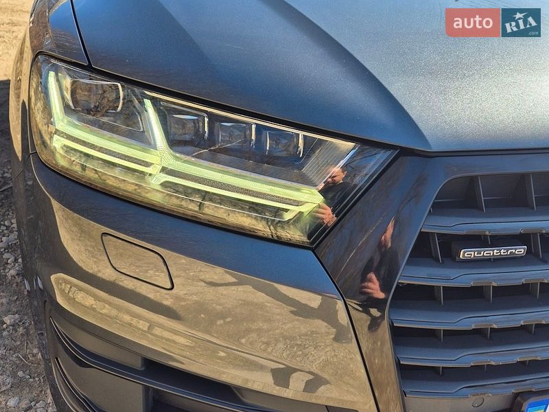 Позашляховик / Кросовер Audi Q7 2016 в Кам'янець-Подільському