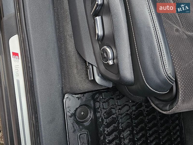 Позашляховик / Кросовер Audi Q7 2016 в Кам'янець-Подільському