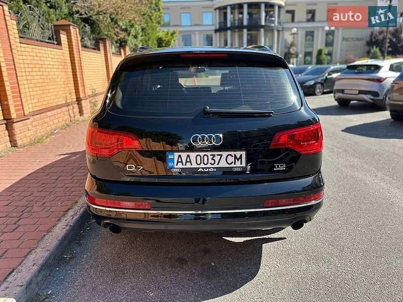 Внедорожник / Кроссовер Audi Q7 2011 в Киеве
