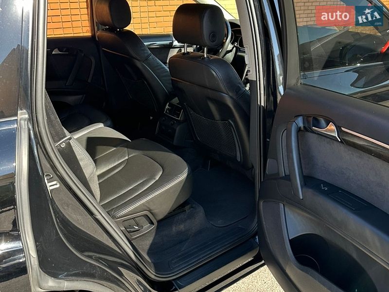 Внедорожник / Кроссовер Audi Q7 2011 в Киеве