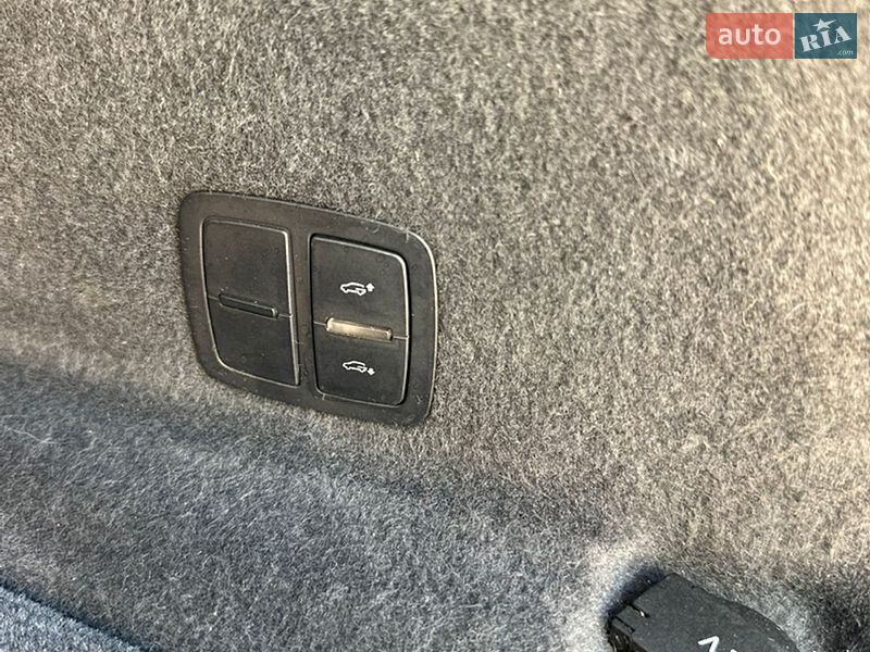 Внедорожник / Кроссовер Audi Q7 2011 в Киеве