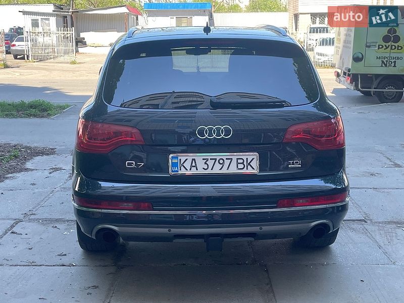 Внедорожник / Кроссовер Audi Q7 2010 в Киеве