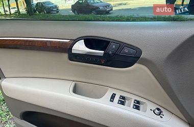Внедорожник / Кроссовер Audi Q7 2010 в Киеве