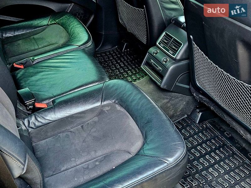 Внедорожник / Кроссовер Audi Q7 2013 в Ужгороде
