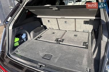 Внедорожник / Кроссовер Audi Q7 2020 в Киеве