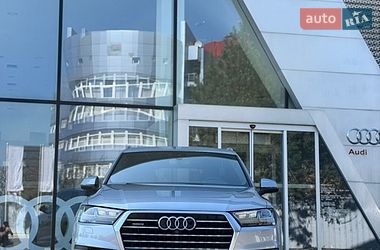 Внедорожник / Кроссовер Audi Q7 2017 в Харькове