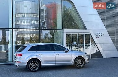 Внедорожник / Кроссовер Audi Q7 2017 в Харькове