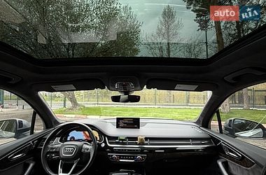 Внедорожник / Кроссовер Audi Q7 2017 в Харькове