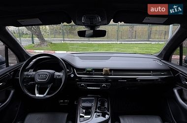 Внедорожник / Кроссовер Audi Q7 2017 в Харькове