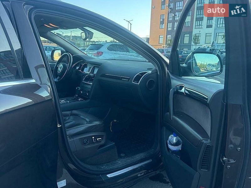 Внедорожник / Кроссовер Audi Q7 2011 в Ровно