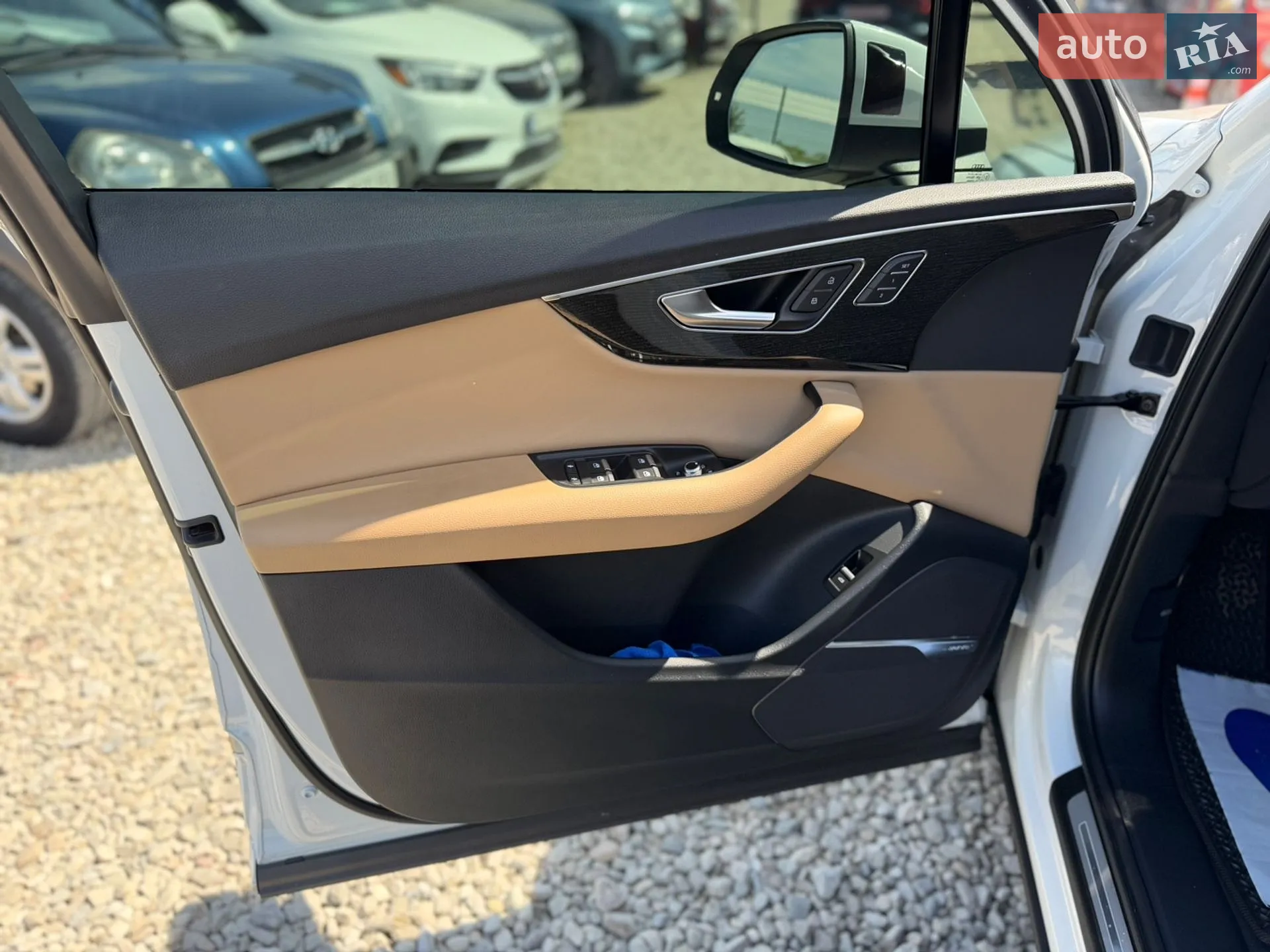 2020 Audi Q7 - мініатюра 16
