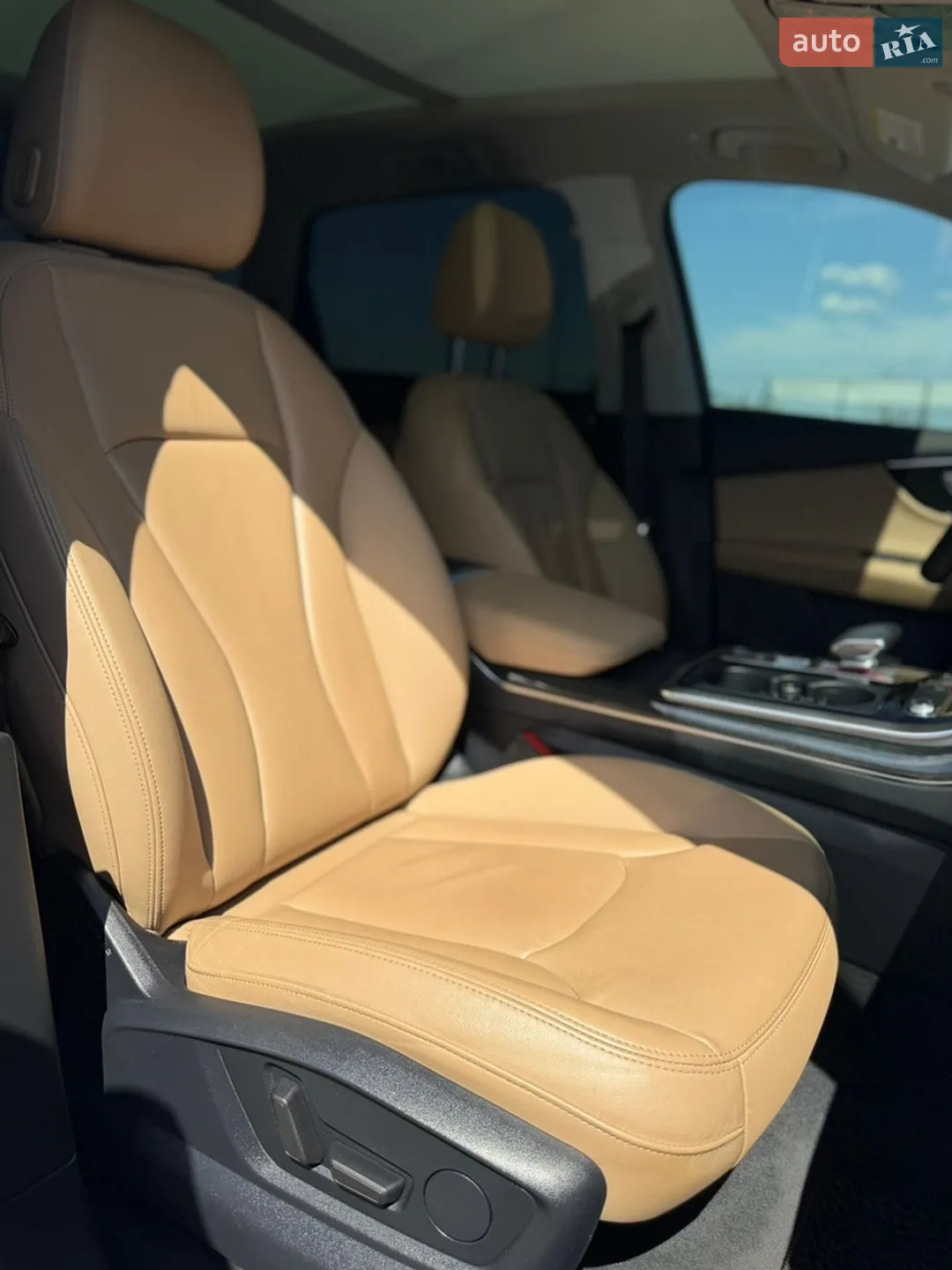 2020 Audi Q7 - мініатюра 26