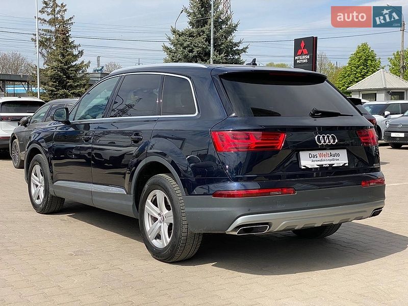 Внедорожник / Кроссовер Audi Q7 2016 в Черновцах