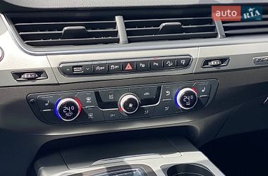Внедорожник / Кроссовер Audi Q7 2016 в Черновцах