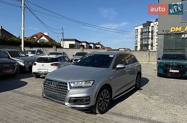 Внедорожник / Кроссовер Audi Q7 2018 в Ровно