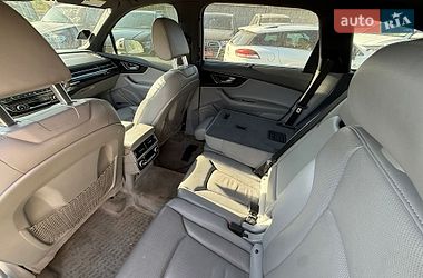 Внедорожник / Кроссовер Audi Q7 2018 в Ровно