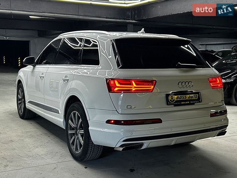 Внедорожник / Кроссовер Audi Q7 2019 в Черновцах