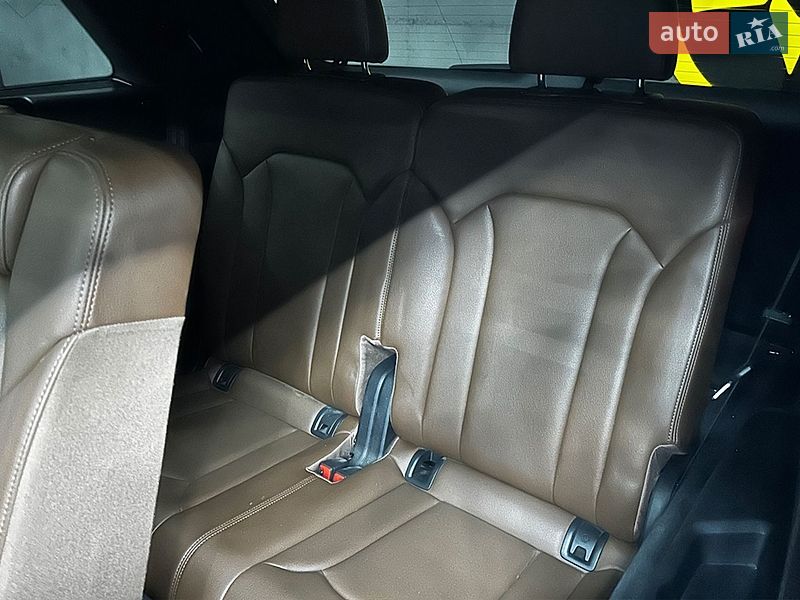 Внедорожник / Кроссовер Audi Q7 2019 в Черновцах