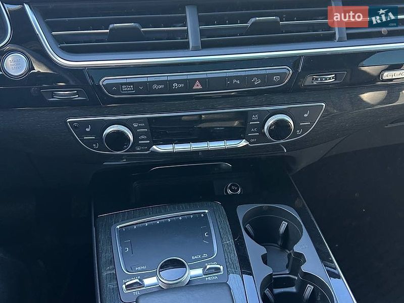 Внедорожник / Кроссовер Audi Q7 2018 в Виннице