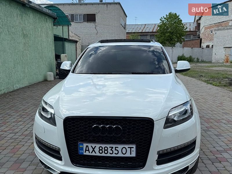 Внедорожник / Кроссовер Audi Q7 2013 в Харькове