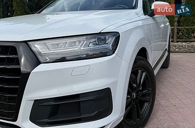 Внедорожник / Кроссовер Audi Q7 2018 в Стрые