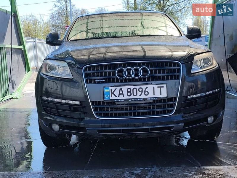 Внедорожник / Кроссовер Audi Q7 2007 в Чернигове