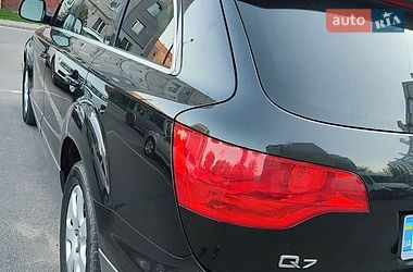 Внедорожник / Кроссовер Audi Q7 2007 в Чернигове