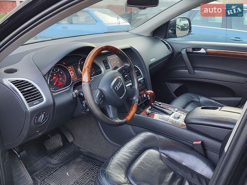 Внедорожник / Кроссовер Audi Q7 2007 в Чернигове