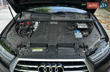 Внедорожник / Кроссовер Audi Q7 2016 в Львове