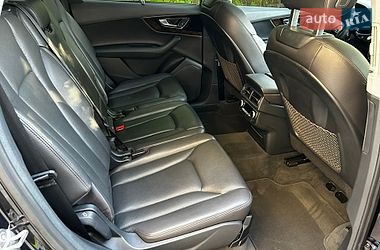 Внедорожник / Кроссовер Audi Q7 2016 в Львове