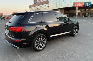 Внедорожник / Кроссовер Audi Q7 2018 в Киеве