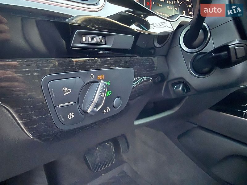 Внедорожник / Кроссовер Audi Q7 2018 в Киеве