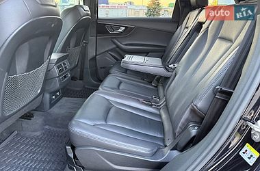 Внедорожник / Кроссовер Audi Q7 2018 в Киеве