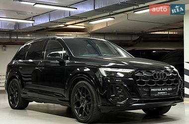 Внедорожник / Кроссовер Audi Q7 2024 в Киеве
