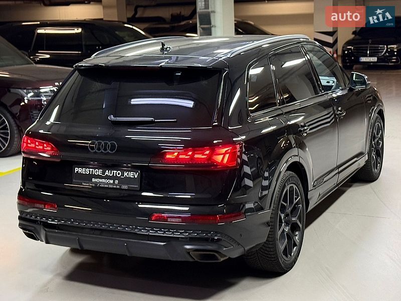 Внедорожник / Кроссовер Audi Q7 2024 в Киеве